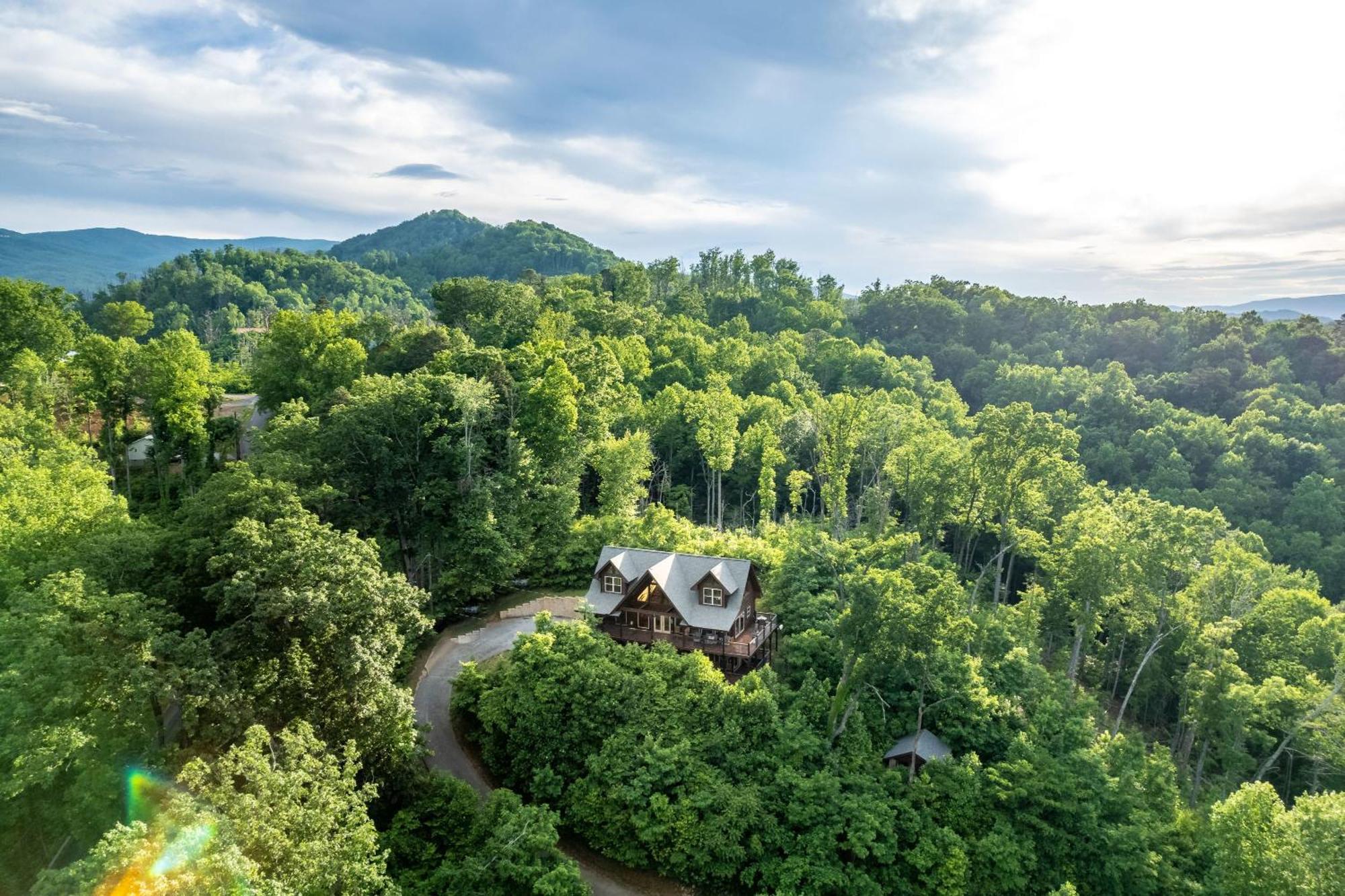 The Solstice - Amenities Galore Mountain Retreat Gatlinburg Eksteriør billede
