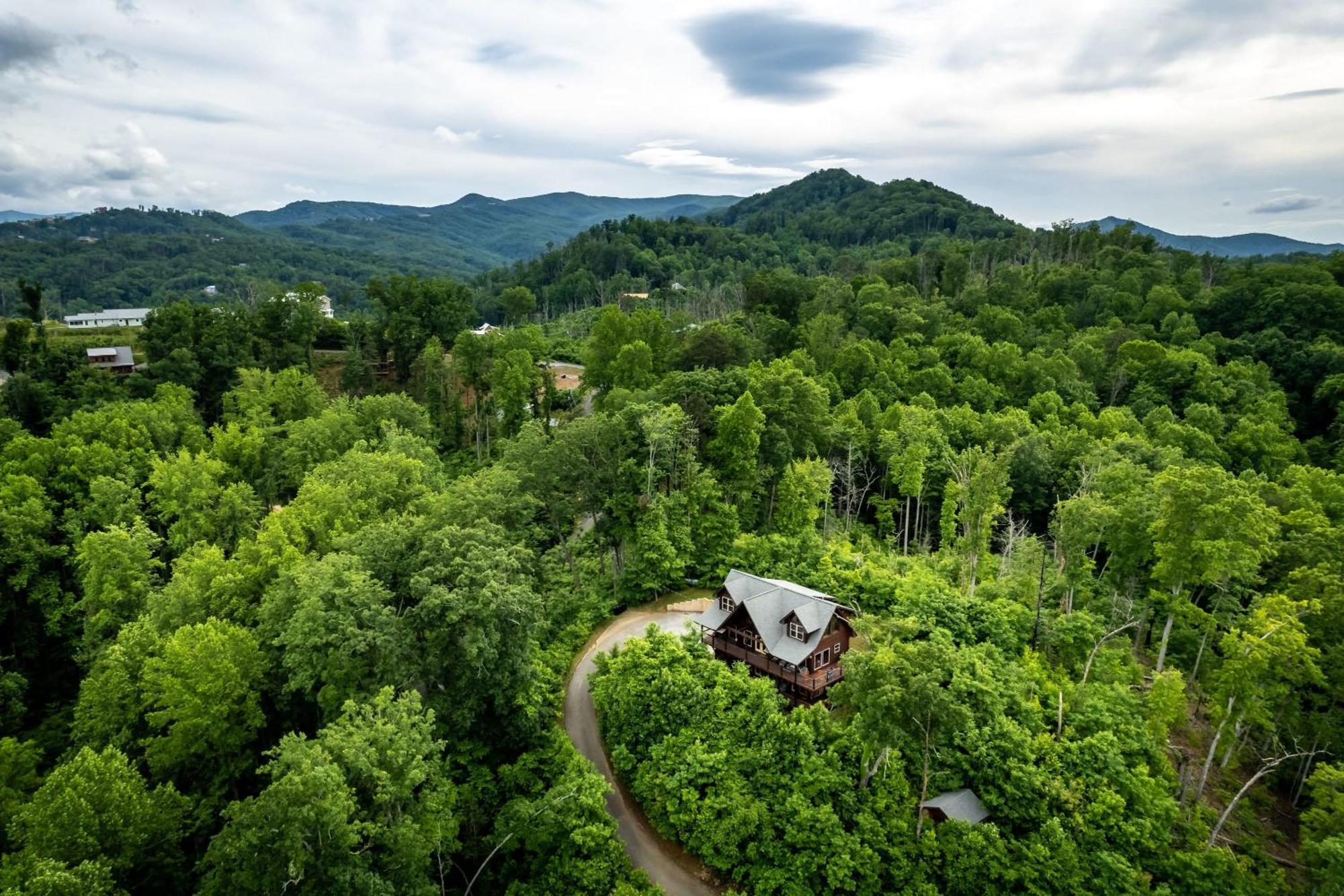 The Solstice - Amenities Galore Mountain Retreat Gatlinburg Eksteriør billede